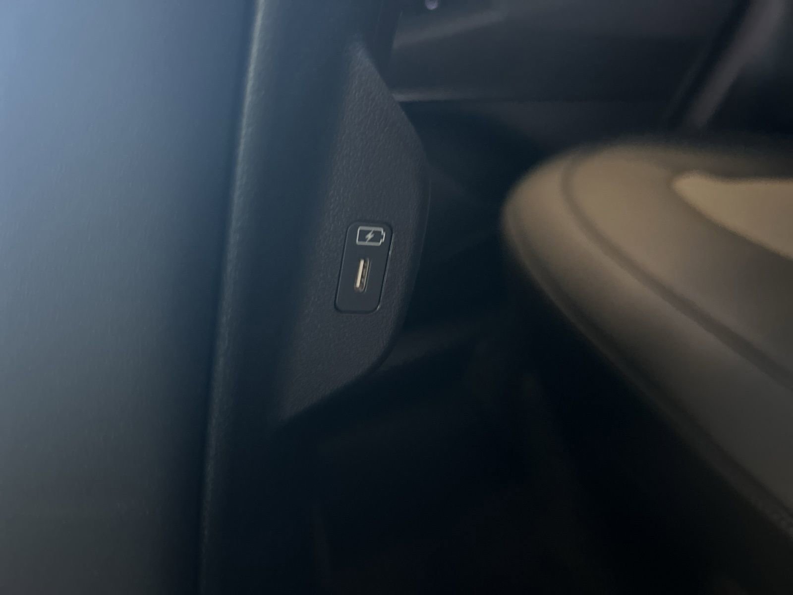 New 2025 Kia Niro Wind w/ Wind Preserve Package image 12