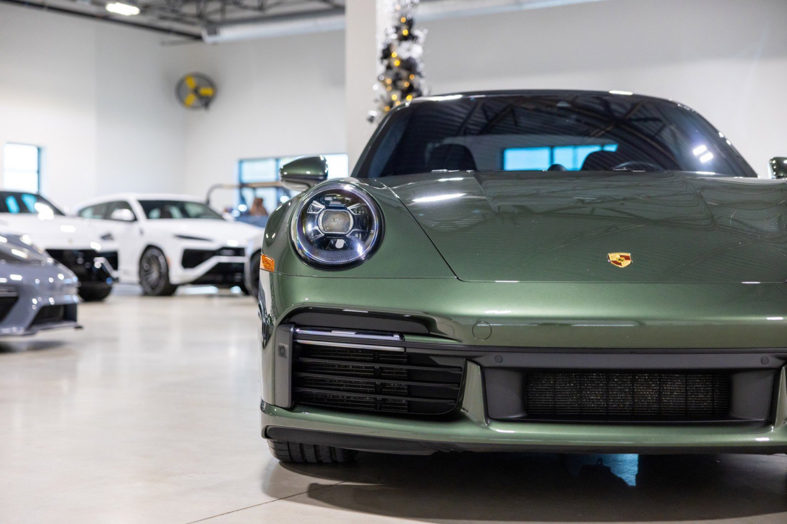 Used 2021 Porsche 911 Turbo S image 21