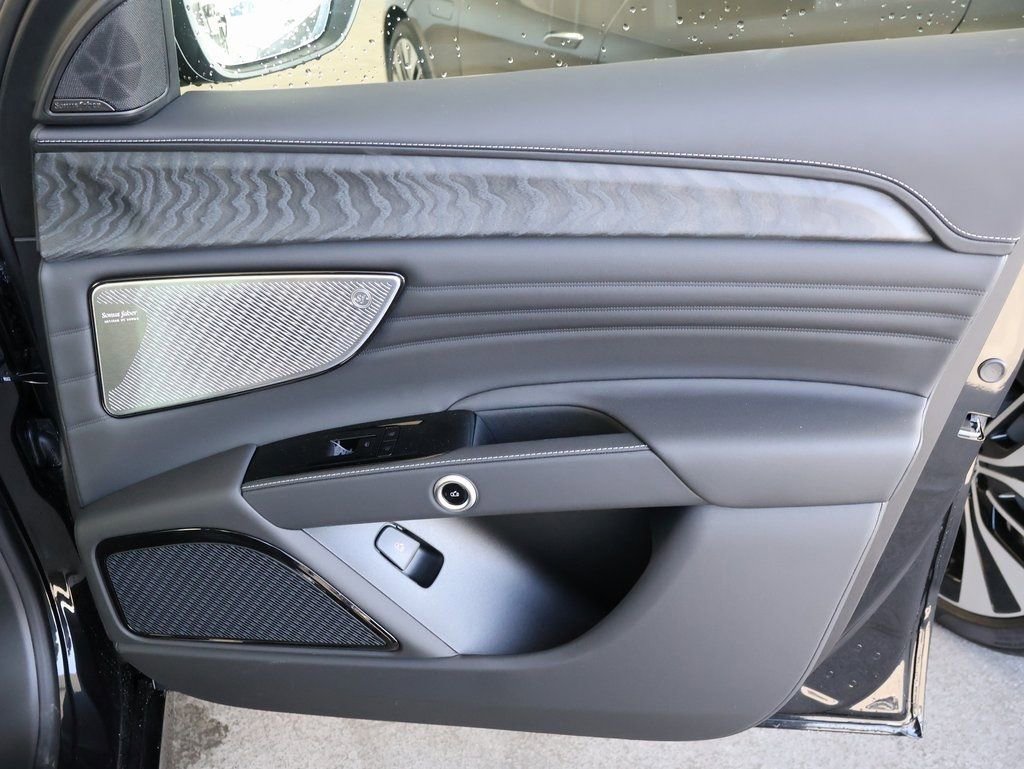 Used 2025 Maserati Grecale Modena image 13