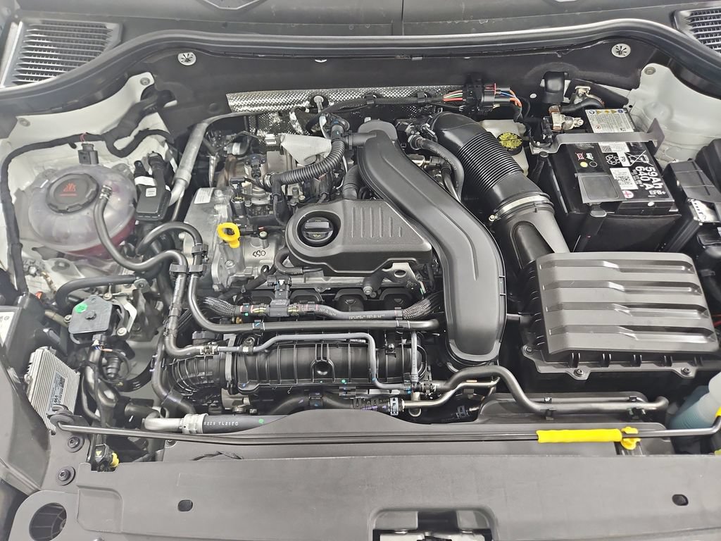 Certified 2026 Volkswagen Taos SE AWD/4WD image 20