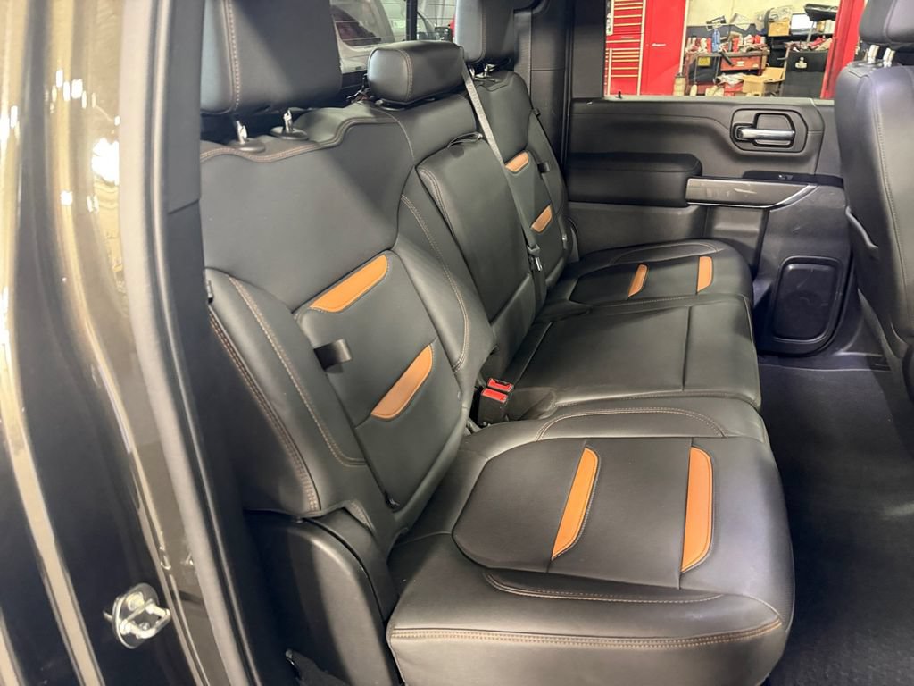 Used 2022 GMC Sierra 3500 AT4 w/ AT4 Preferred Package AWD/4WD image 22