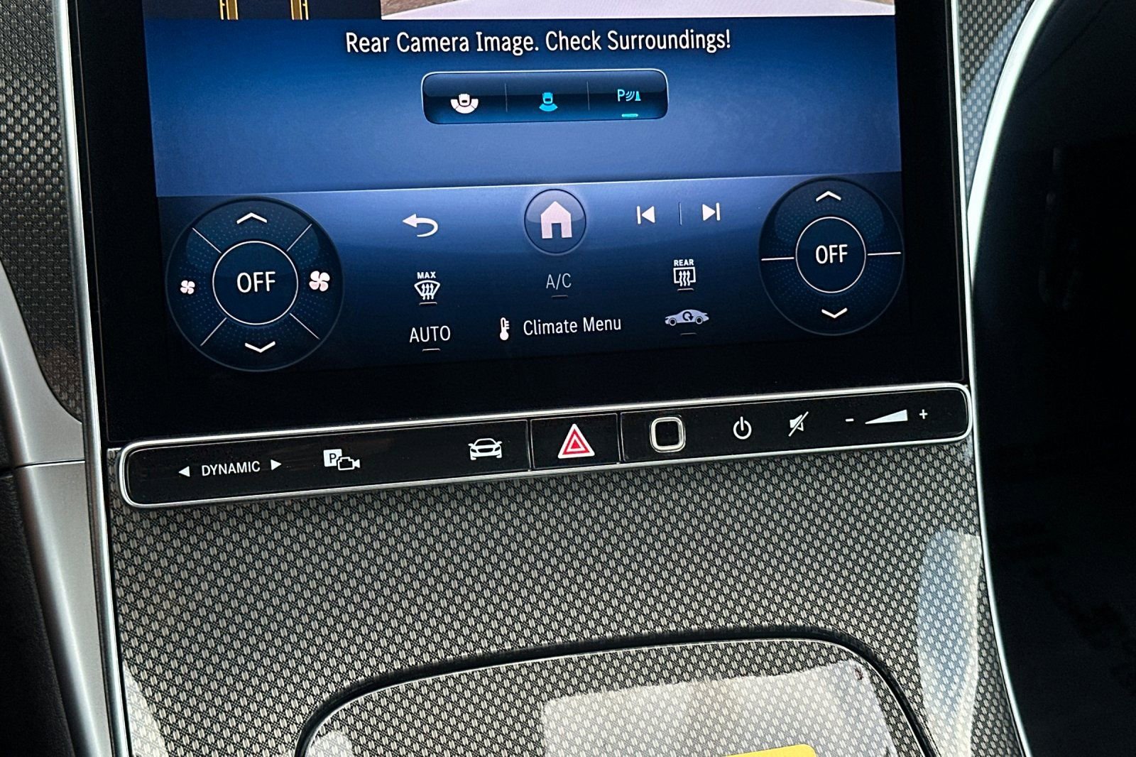 New 2025 Mercedes-Benz C 300 4MATIC Sedan image 17