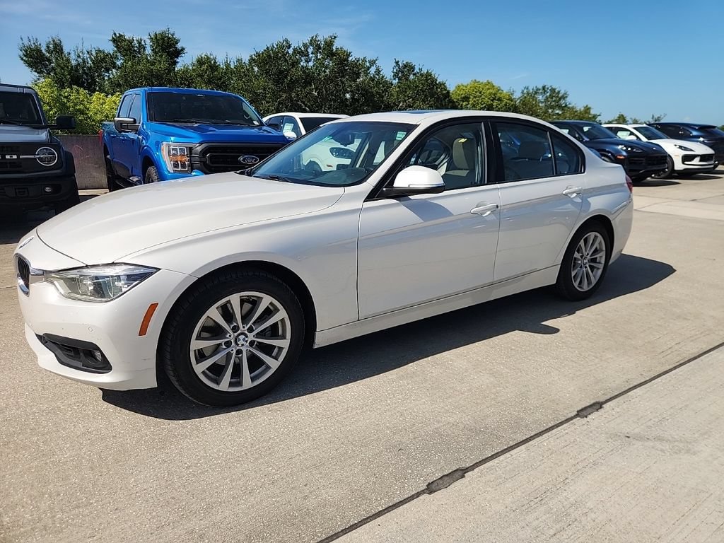 Used 2018 BMW 320i Sedan w/ Premium Package
