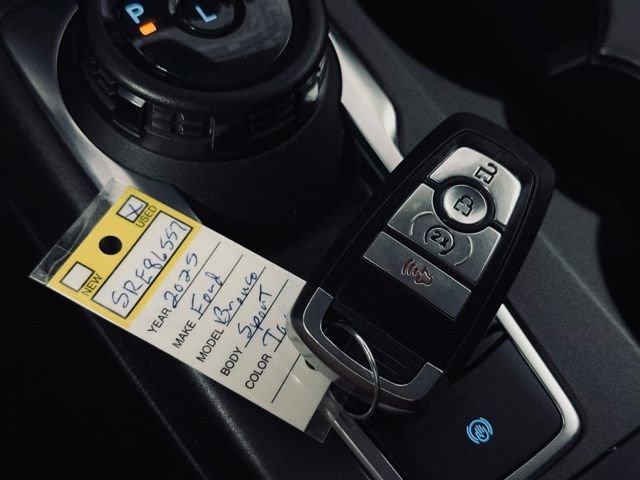 Used 2025 Ford Bronco Sport Outer Banks w/ Outer Banks Tech Package+ image 39