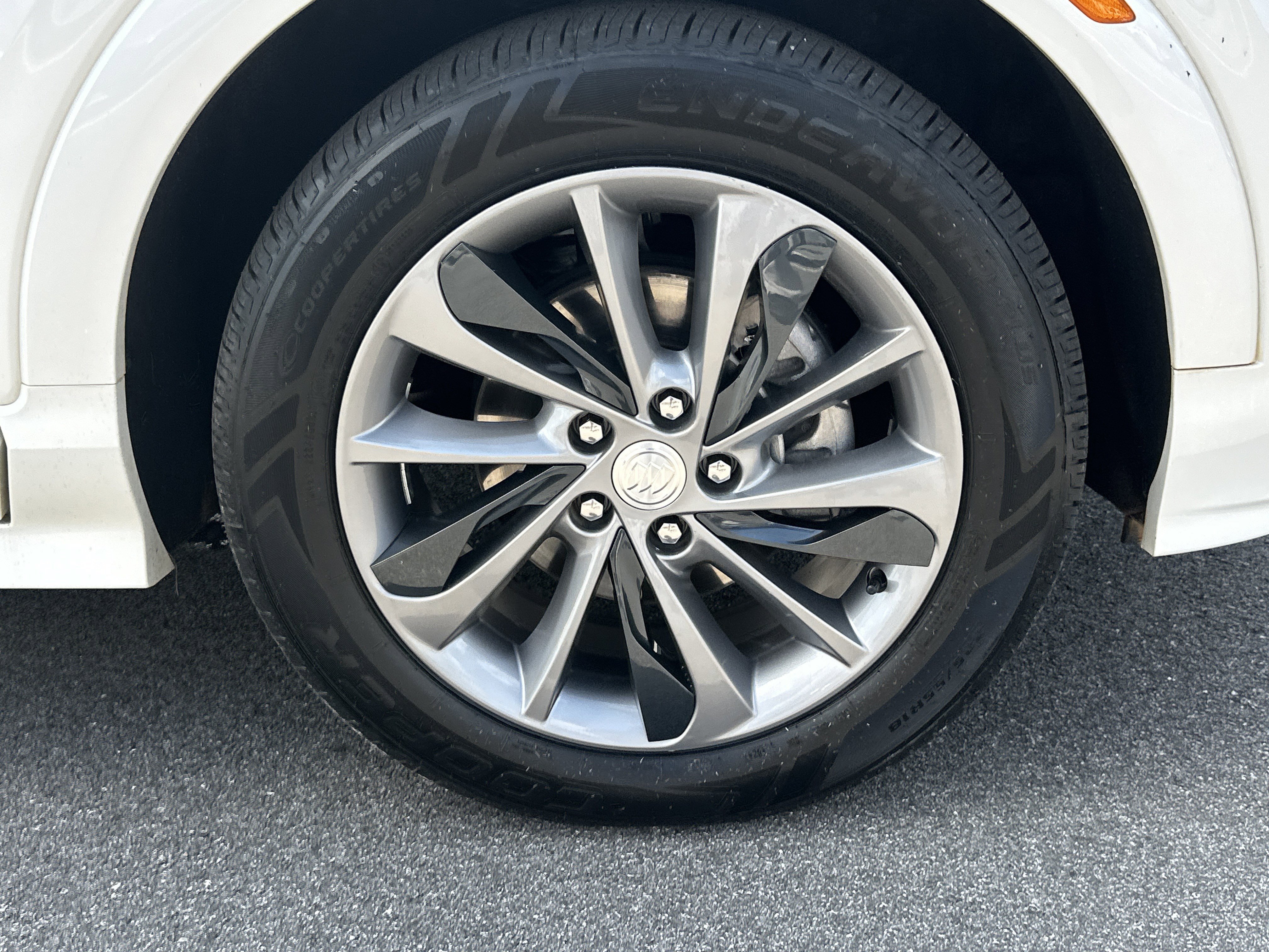 Certified 2023 Buick Encore GX Select w/ Sport Touring Package image 13