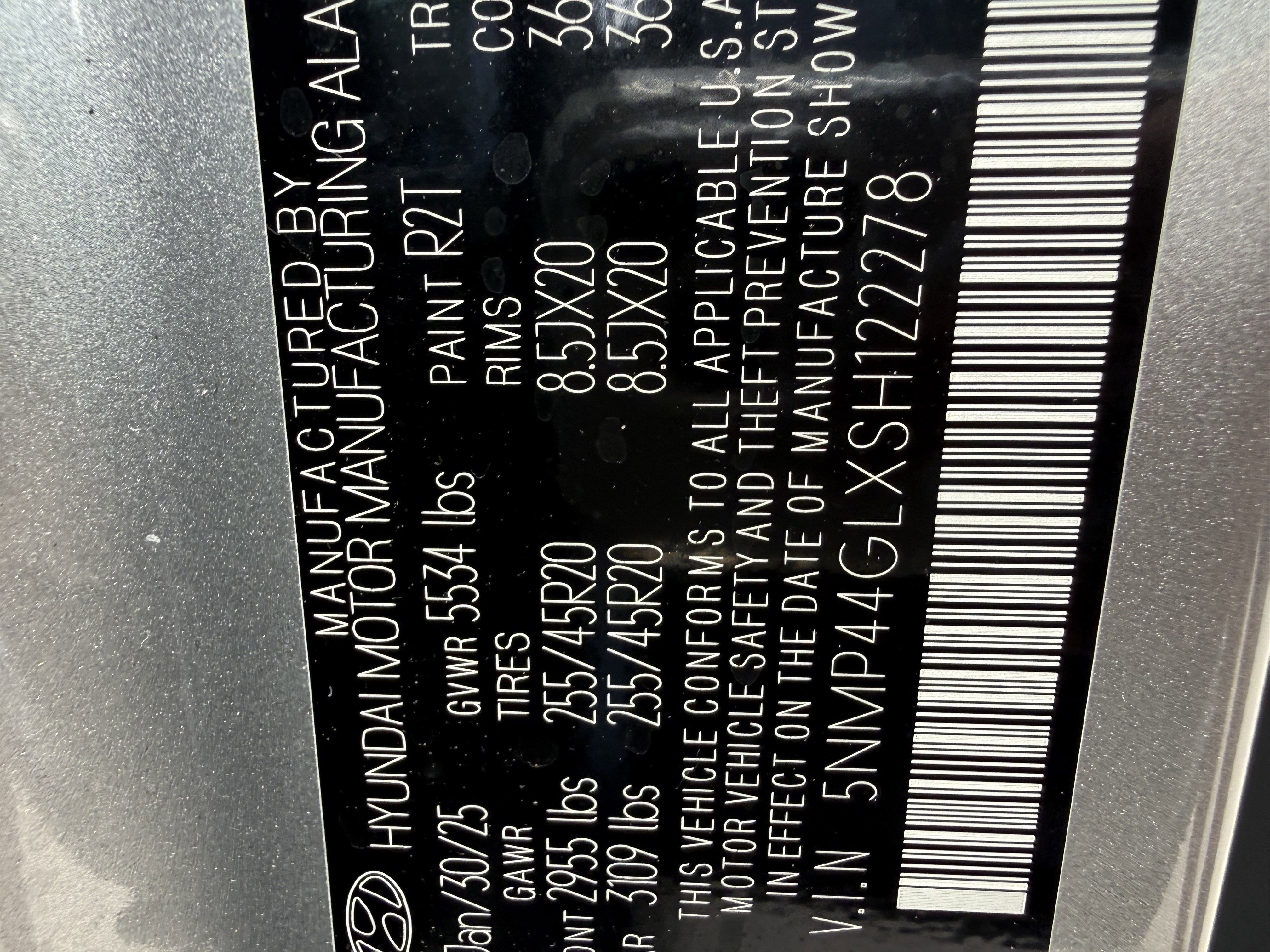Used 2025 Hyundai Santa Fe Limited FWD image 37