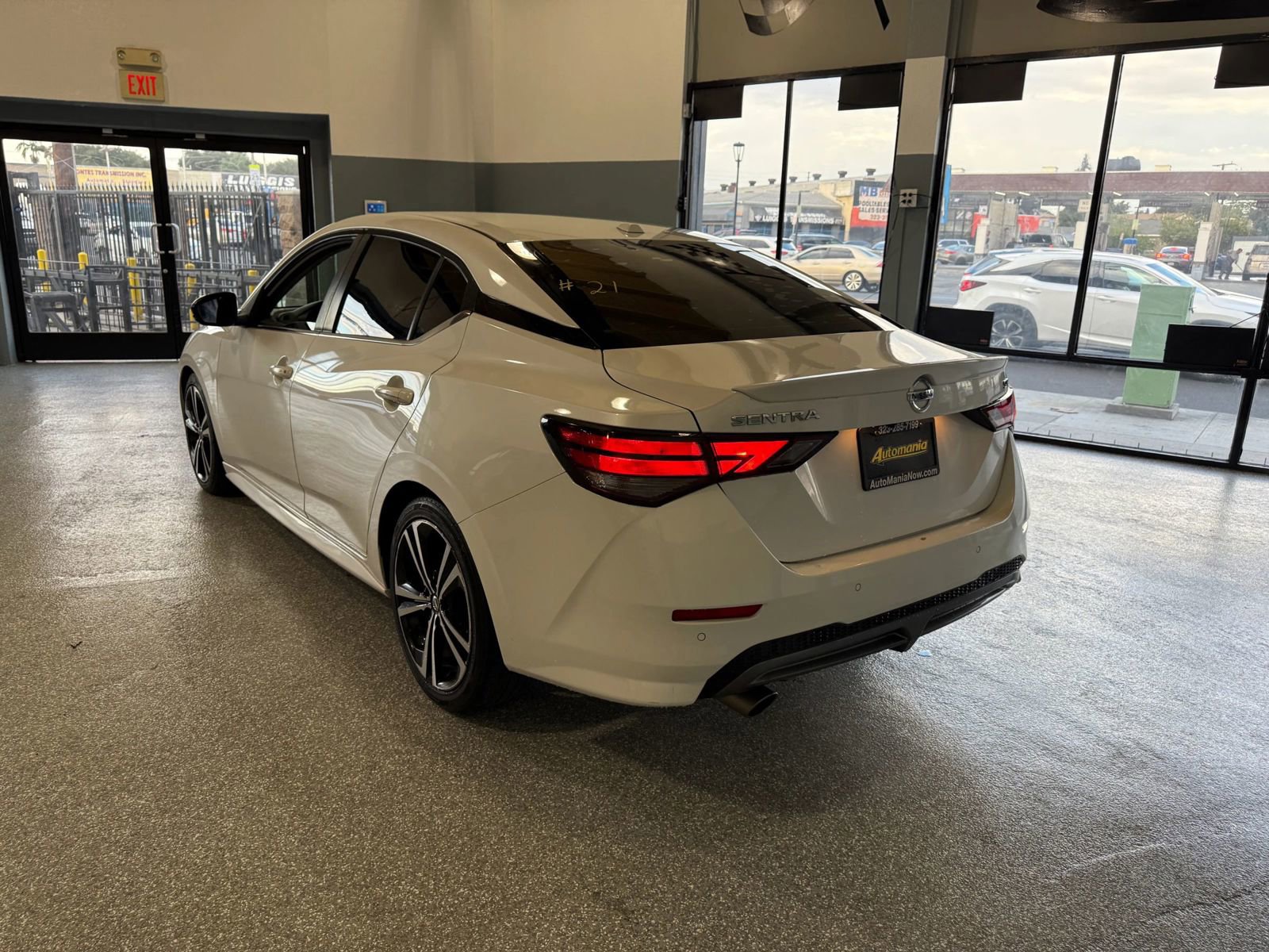 Used 2020 Nissan Sentra SR w/ Trunk Package image 5