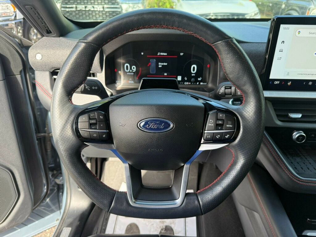 Used 2025 Ford Explorer ST-Line w/ Premium Package image 5