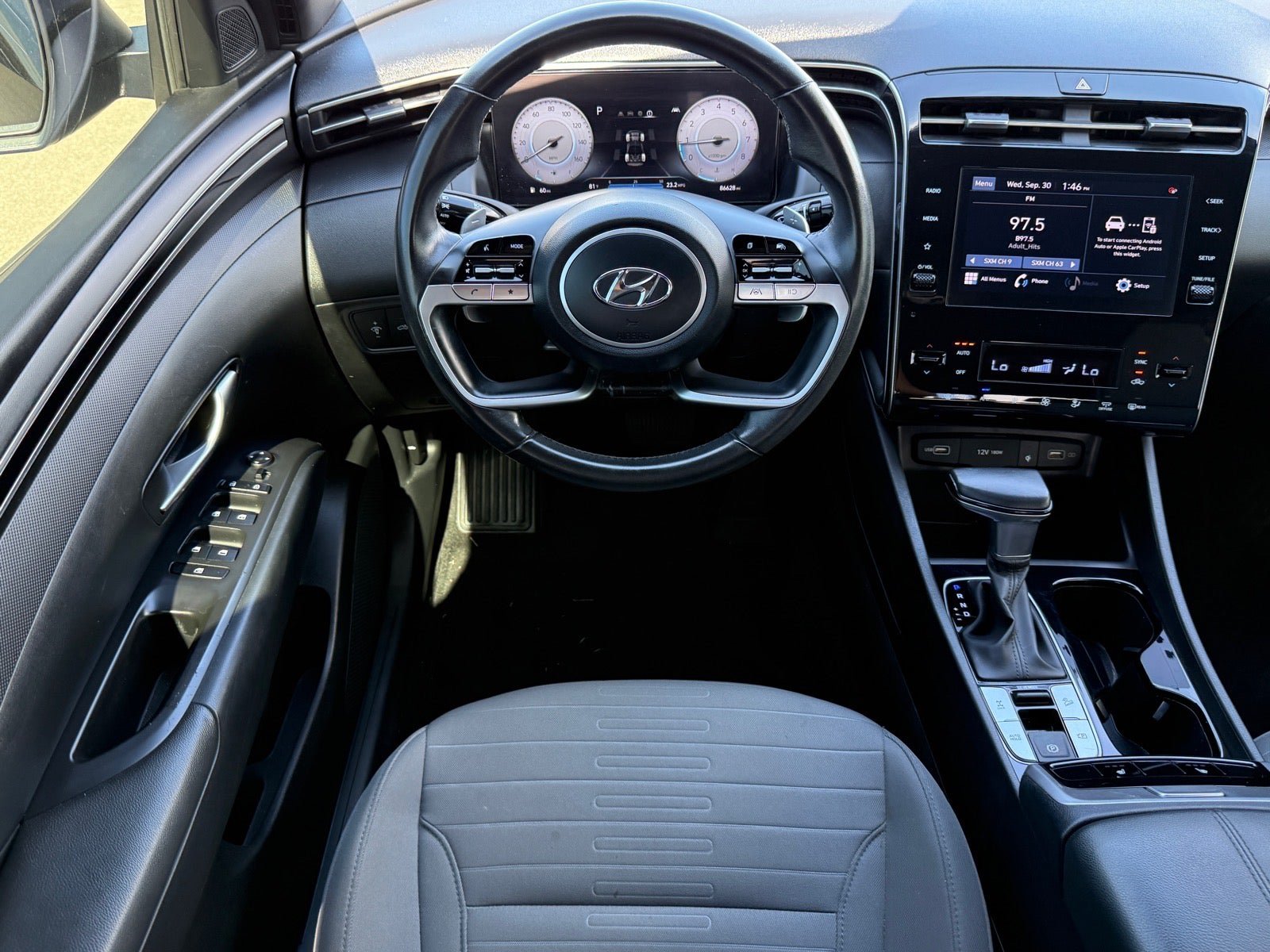 Used 2022 Hyundai Santa Cruz SEL Premium AWD/4WD image 16