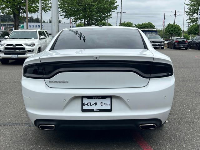Used 2019 Dodge Charger SXT RWD image 10