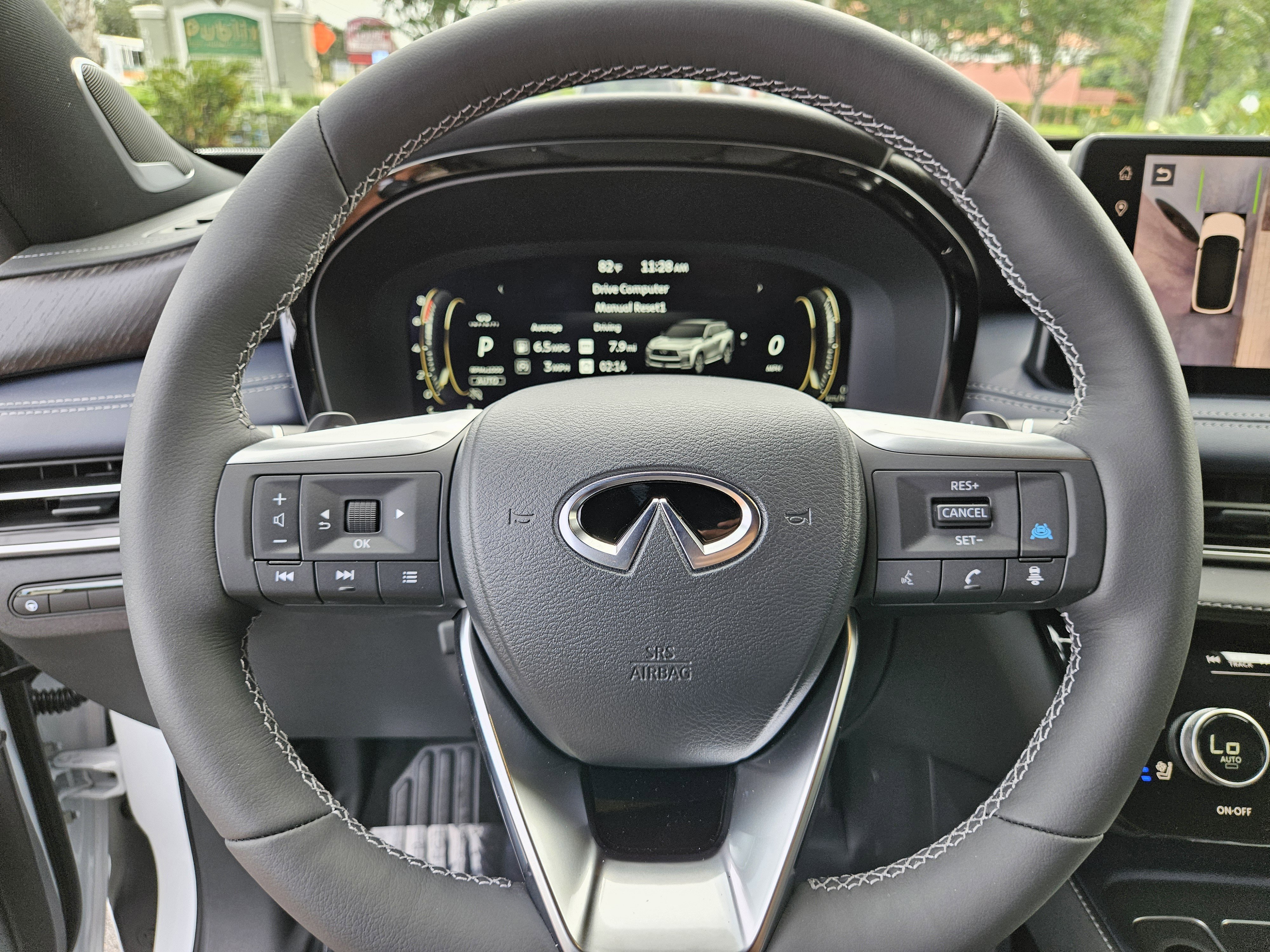 New 2026 INFINITI QX60 Luxe w/ Dark Cargo Package image 34