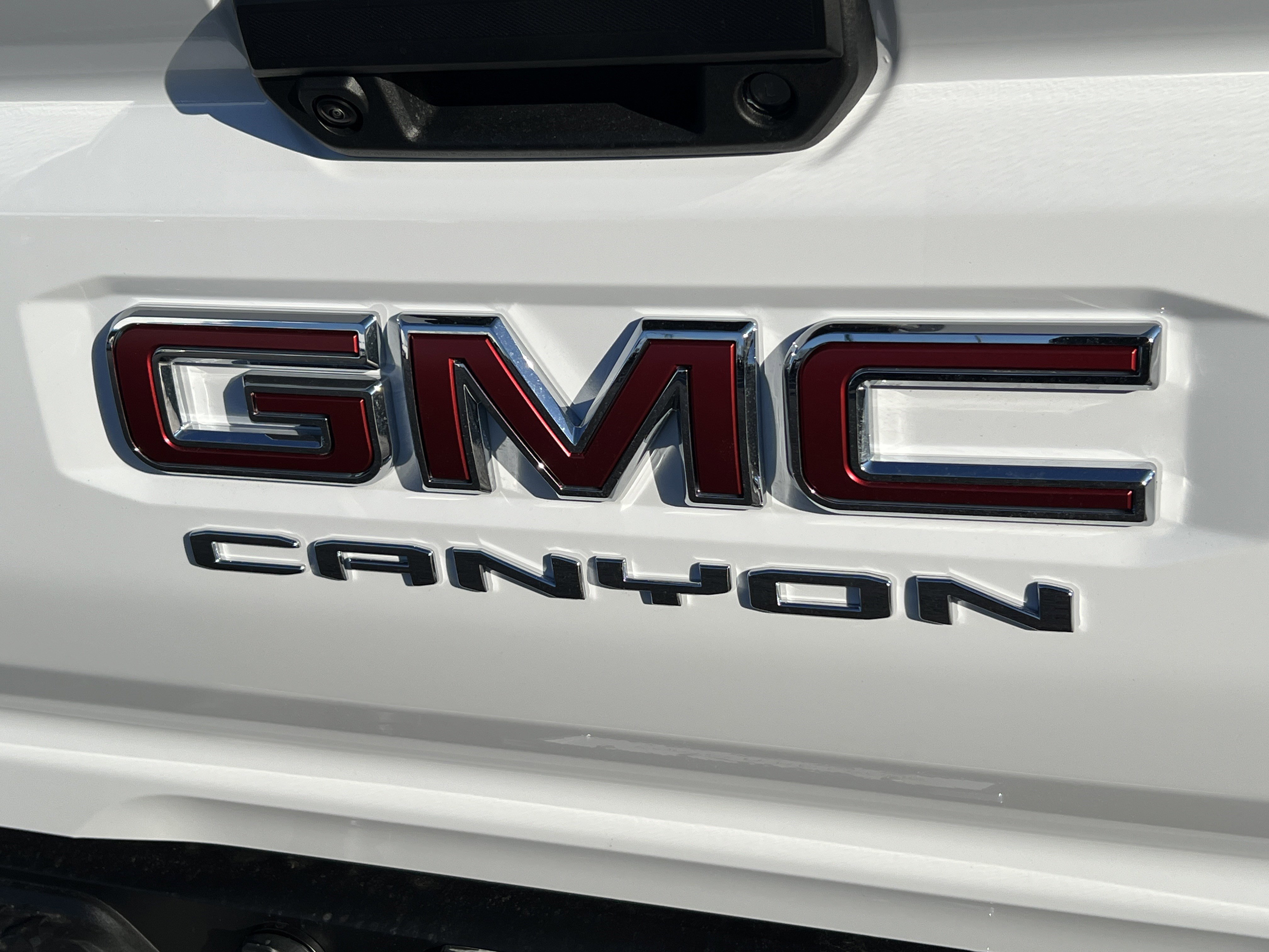 New 2026 GMC Canyon AT4 w/ Technology Plus Package image 8