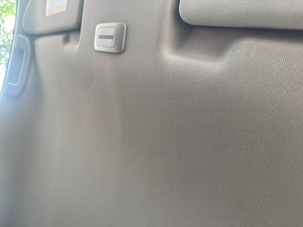 Used 2023 Nissan Frontier SV image 19