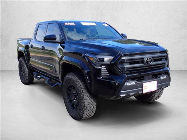 Certified 2025 Toyota Tacoma SR5 AWD/4WD image 6
