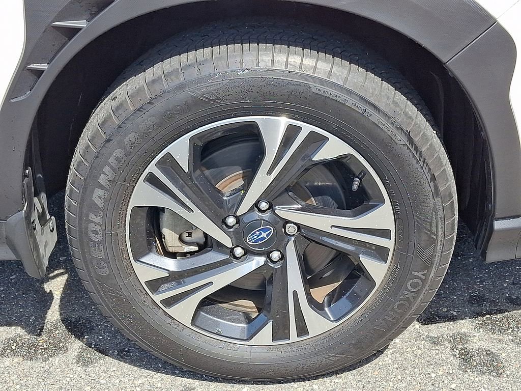 Used 2024 Subaru Crosstrek 2.0i Premium image 11
