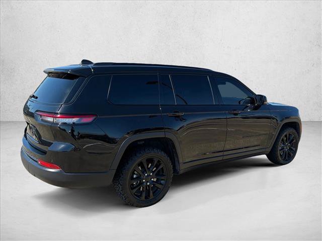Used 2024 Jeep Grand Cherokee L Altitude AWD/4WD image 5
