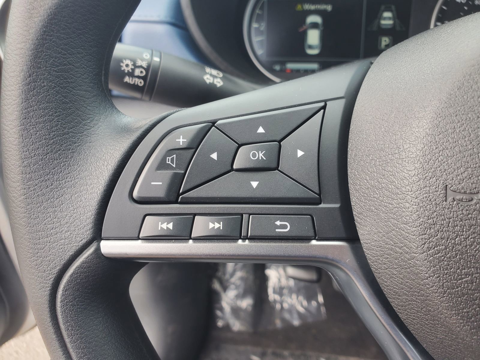 New 2025 Nissan Versa SV w/ Trunk Package image 24