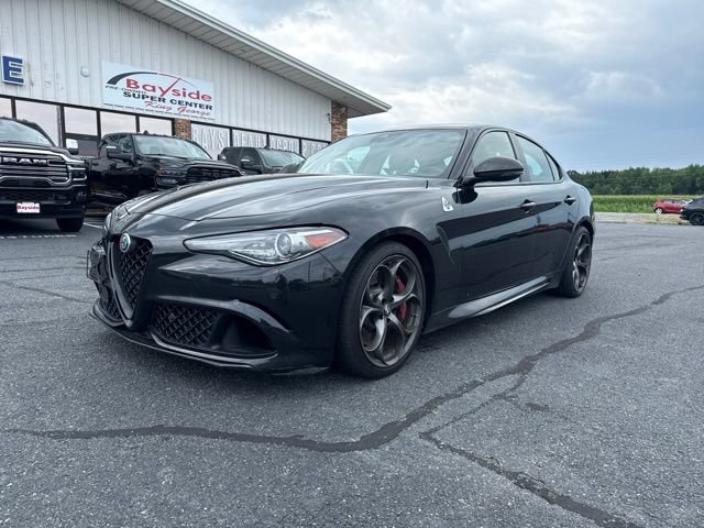 Used 2019 Alfa Romeo Giulia Quadrifoglio w/ Driver Assist Dynamic Package RWD image 2