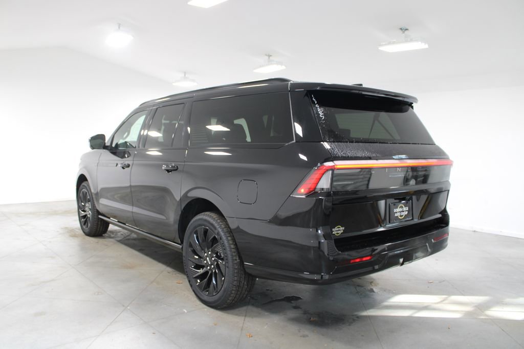 New 2026 Lincoln Navigator L Reserve w/ Jet Appearance Package AWD/4WD image 6