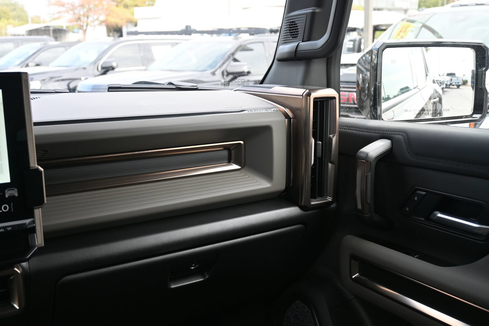Used 2025 GMC Hummer EV 3X AWD/4WD image 8