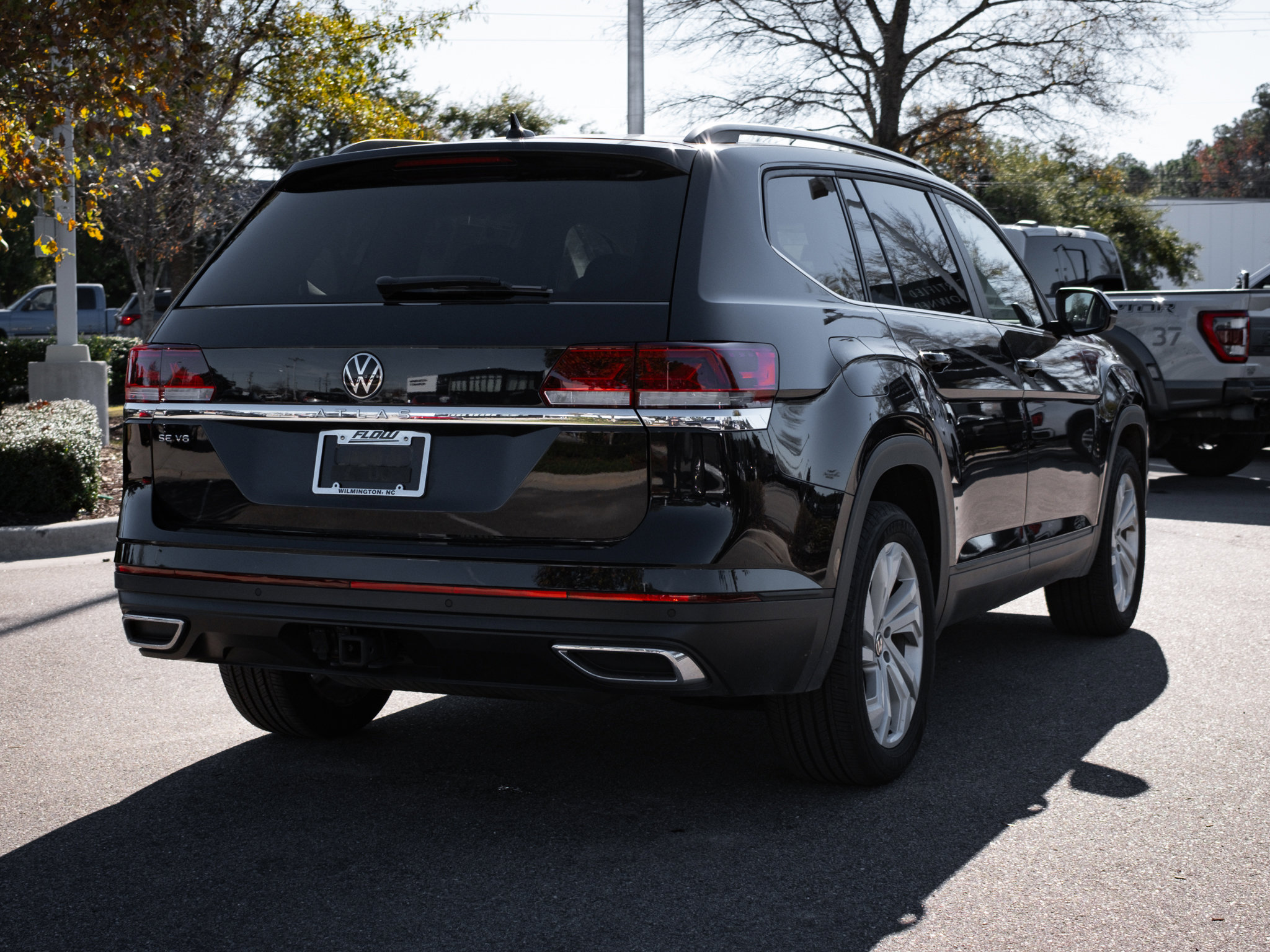 Used 2023 Volkswagen Atlas SE image 10