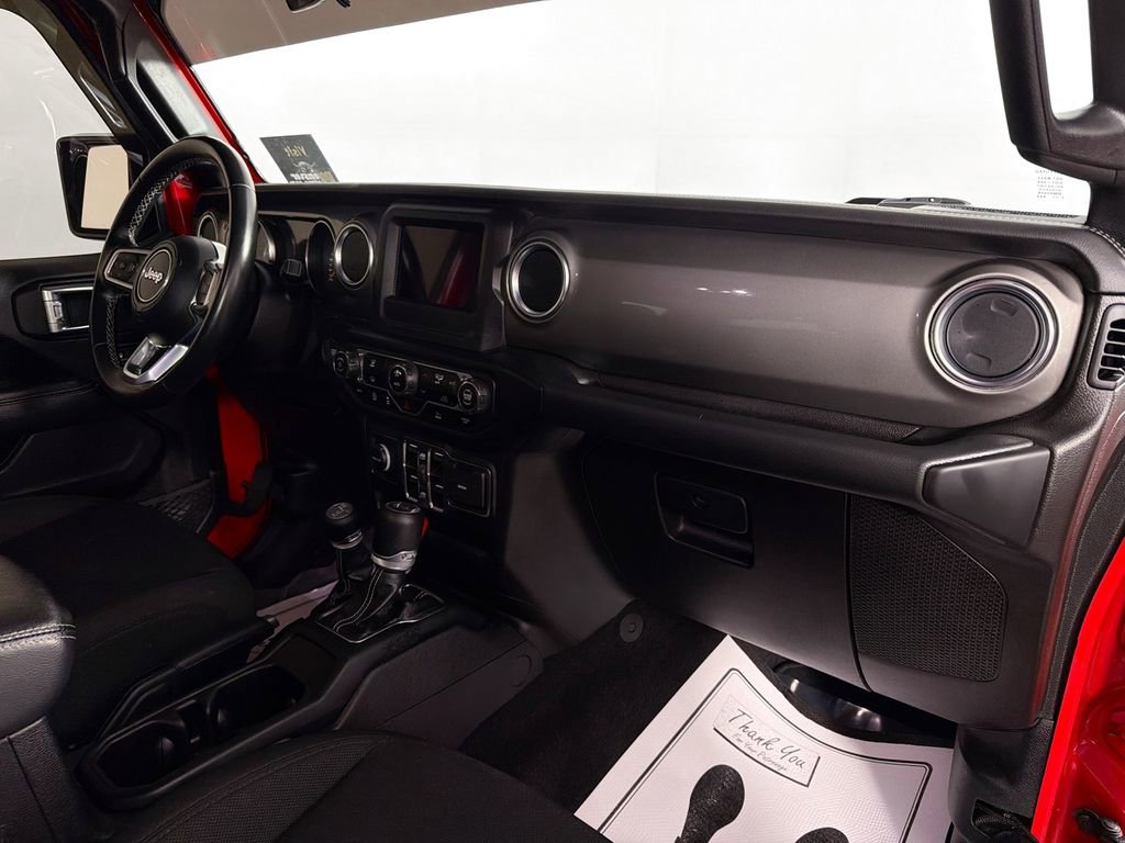 Used 2021 Jeep Wrangler Unlimited Sahara image 28