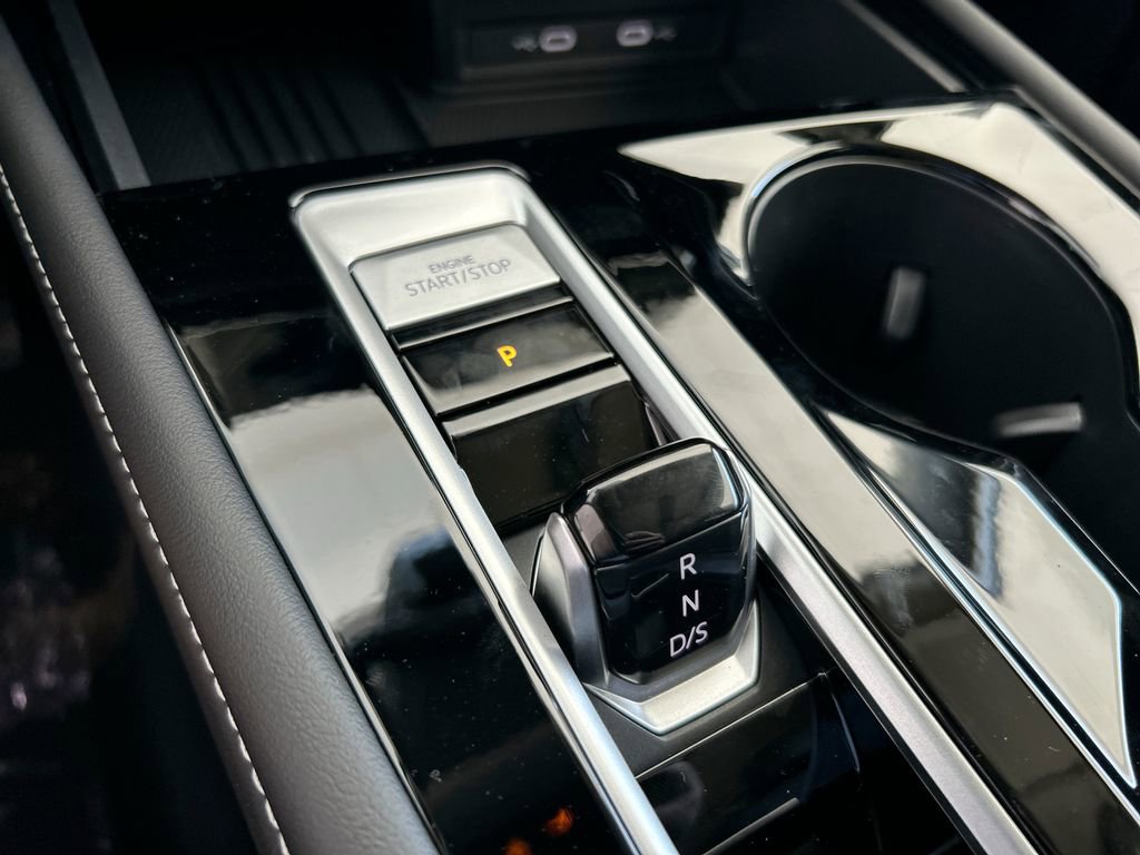 New 2026 Volkswagen Atlas SE FWD image 29