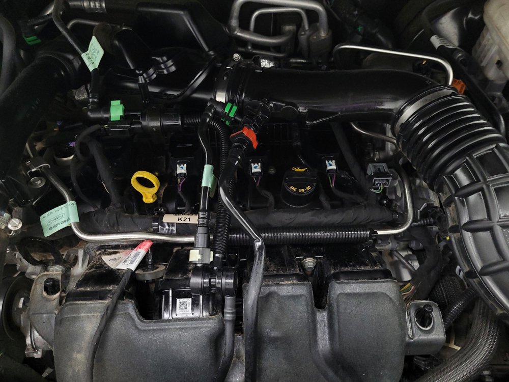Used 2019 Ford Explorer XLT w/ Equipment Group 202A FWD image 30