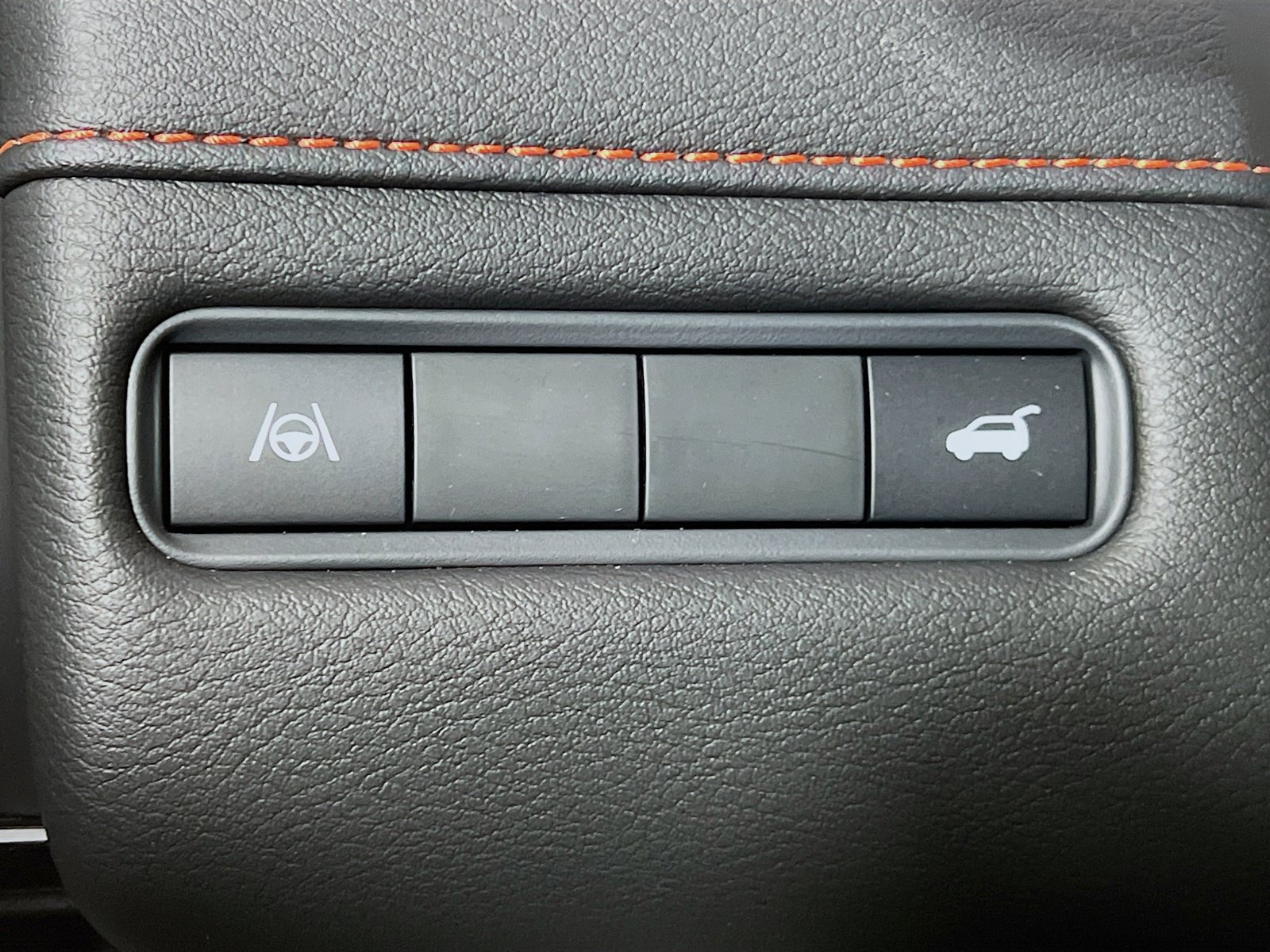 New 2025 Nissan Armada PRO-4X AWD/4WD image 14