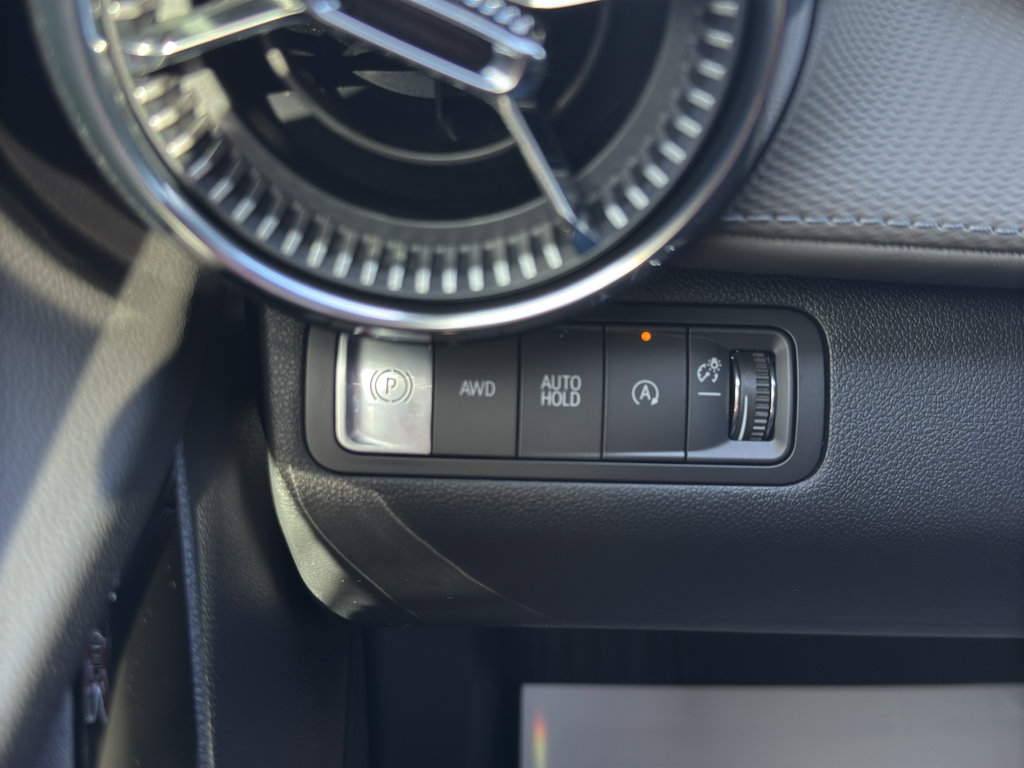 New 2026 Chevrolet Equinox LT w/ Convenience Package II image 27