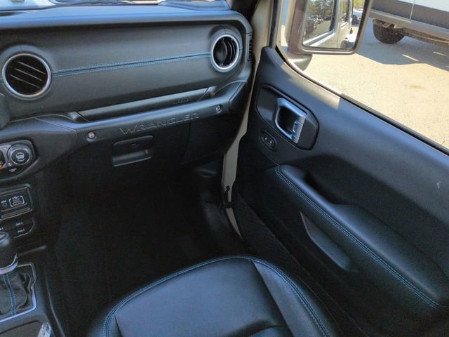 Certified 2022 Jeep Wrangler Unlimited Rubicon 4xe w/ Cold Weather Group image 19