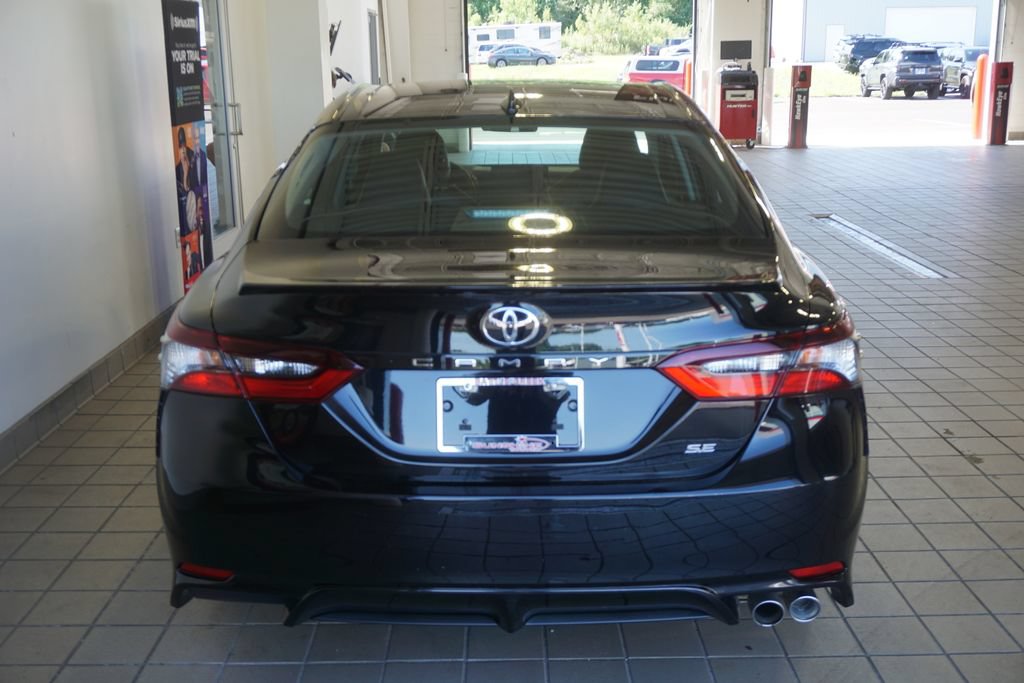 Used 2024 Toyota Camry SE FWD image 15