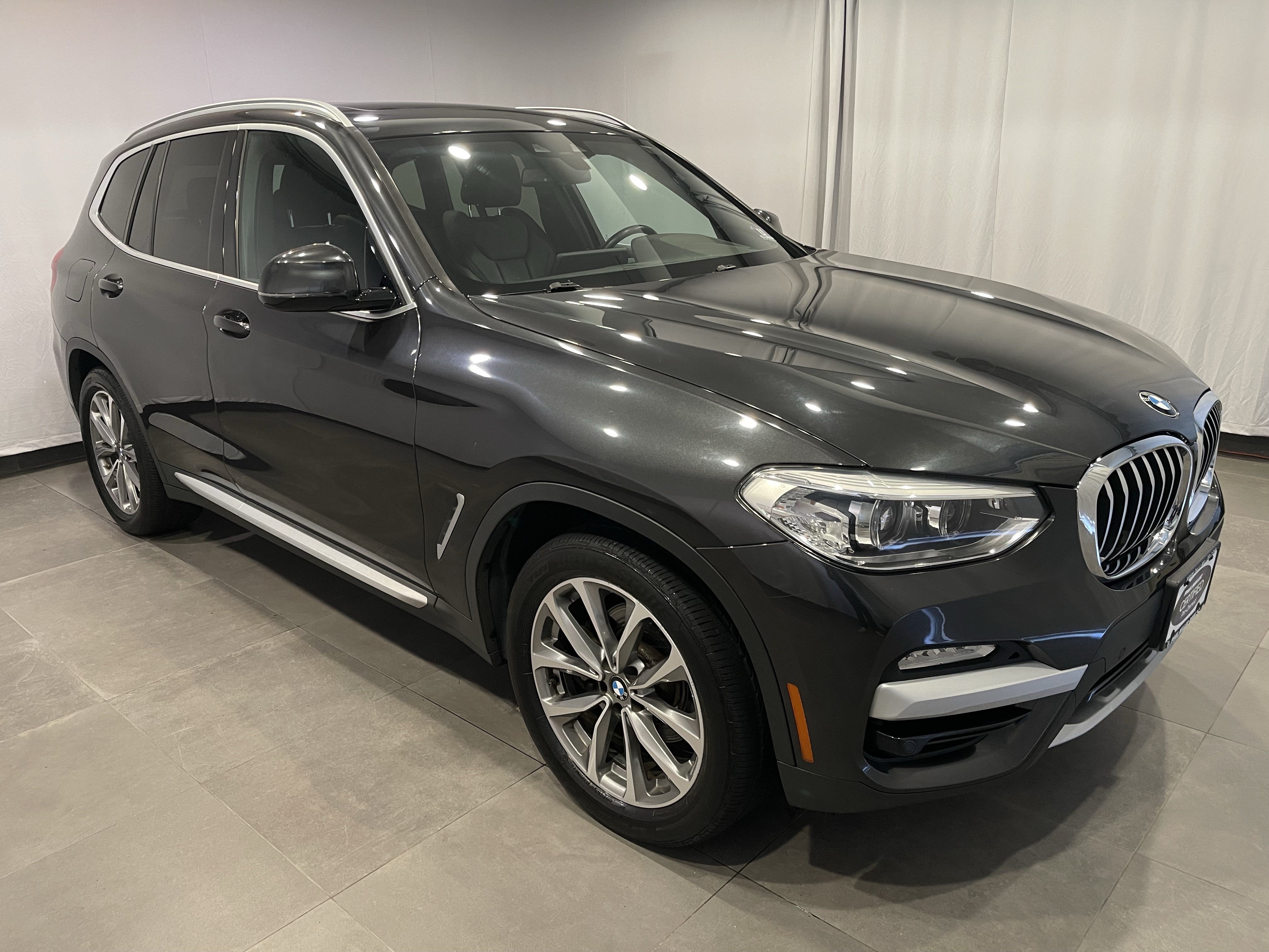 Used 2019 BMW X3 xDrive30i w/ Convenience Package AWD/4WD image 3