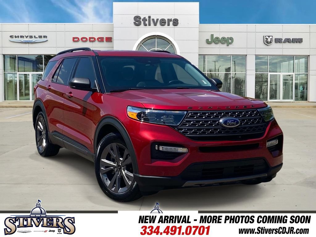 Used 2021 Ford Explorer XLT w/ Equipment Group 202A RWD image 1