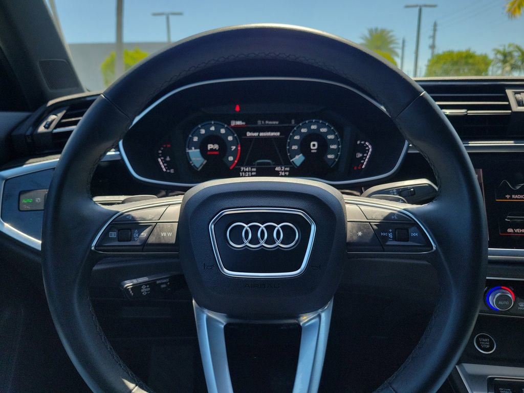 Used 2025 Audi Q3 2.0T Premium w/ Convenience Package AWD/4WD image 8