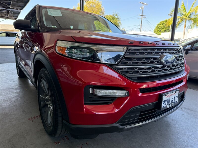 Used 2021 Ford Explorer XLT w/ Equipment Group 202A RWD image 9