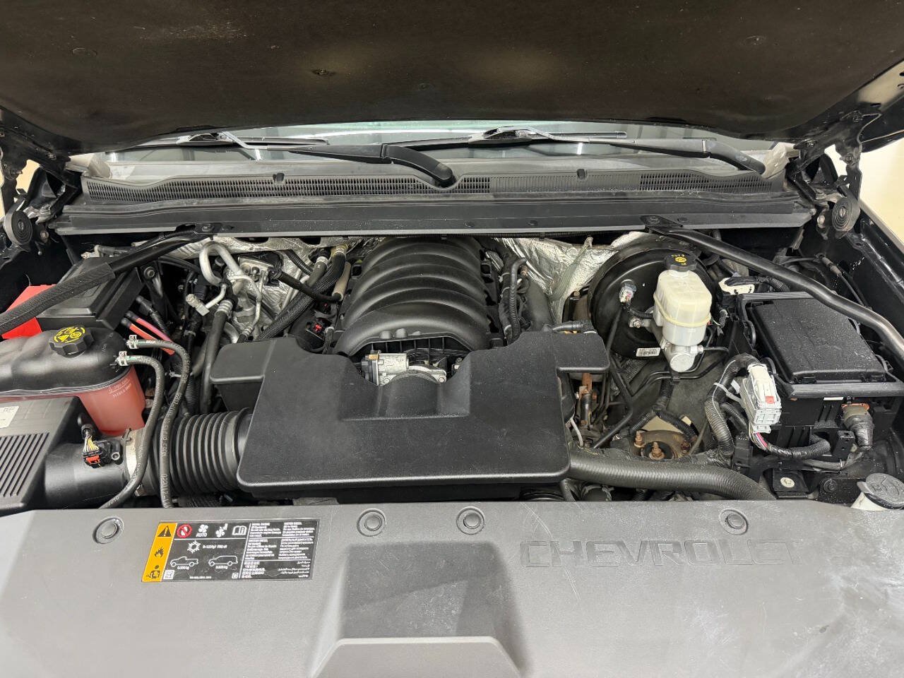Used 2017 Chevrolet Suburban LT AWD/4WD image 7