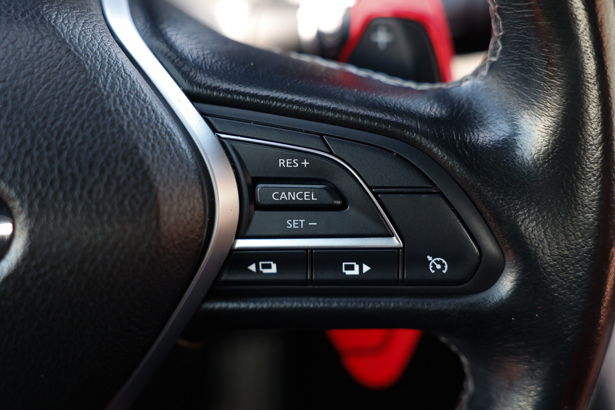 Used 2019 INFINITI Q60 Red Sport 400 RWD image 31