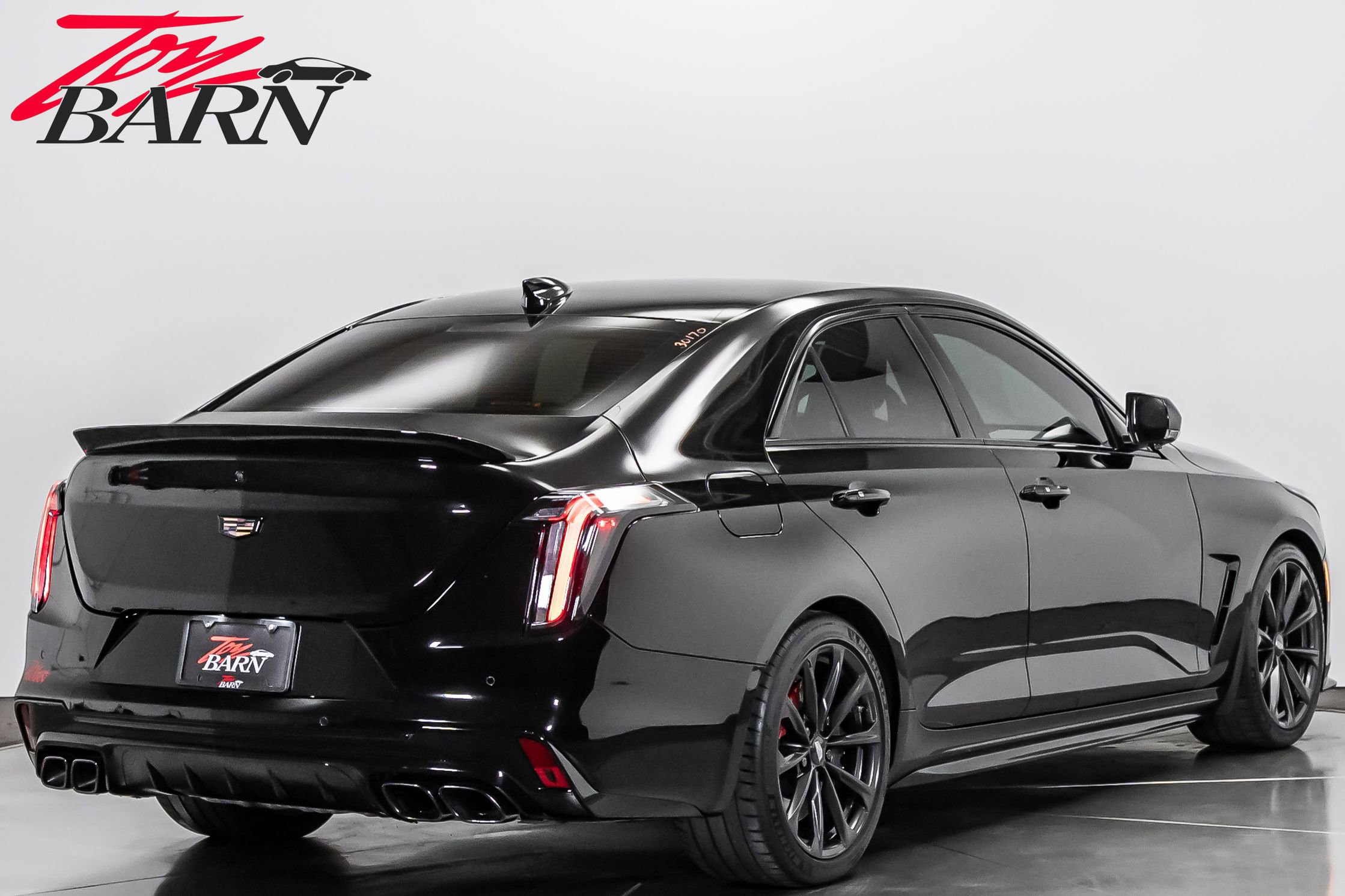 Used 2022 Cadillac CT4 V Blackwing w/ Technology Package image 5