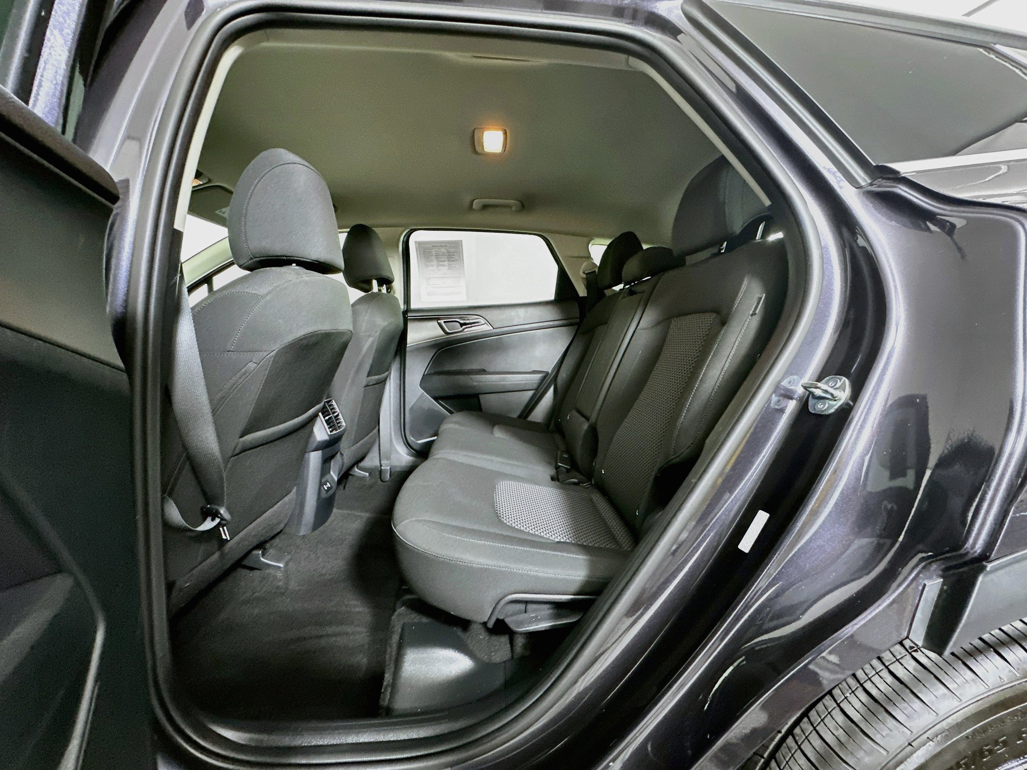 Used 2026 Kia Sportage LX FWD image 27