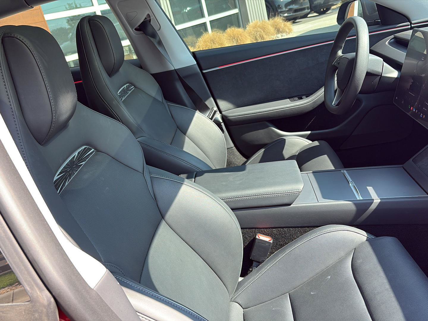 Used 2025 Tesla Model 3 Performance AWD/4WD image 25