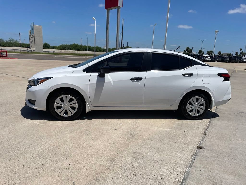 Certified 2024 Nissan Versa S w/ Trunk Package FWD image 4