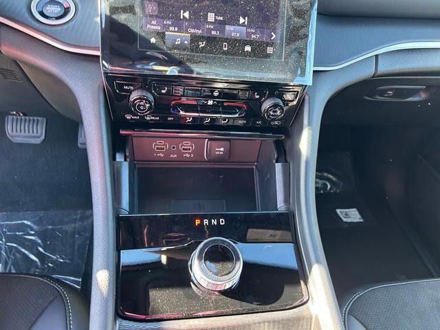 New 2025 Jeep Grand Cherokee 4WD image 14