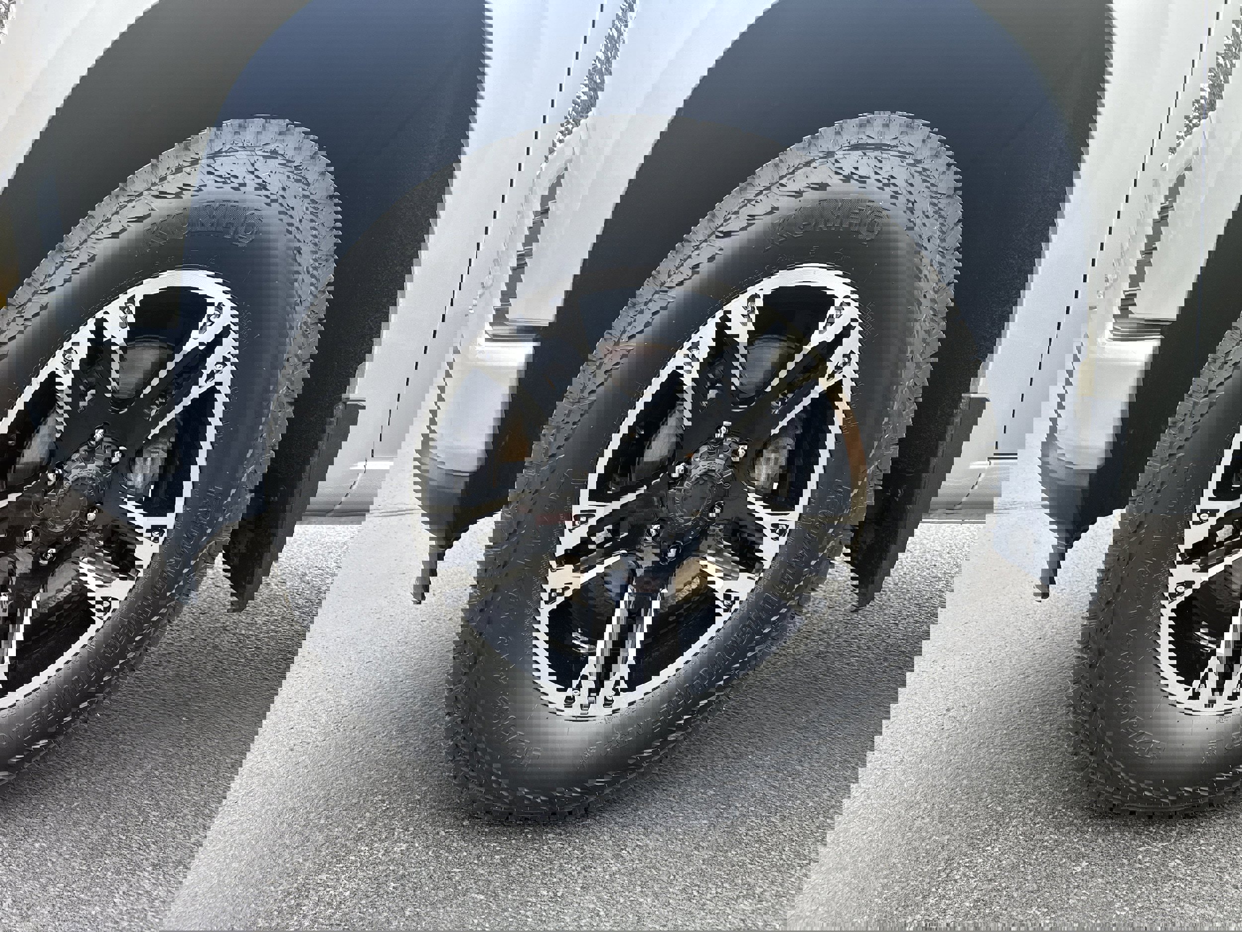 Used 2021 Chevrolet Silverado 1500 RST image 5