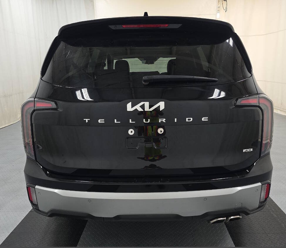 Used 2023 Kia Telluride SX Prestige X-Line AWD/4WD image 4