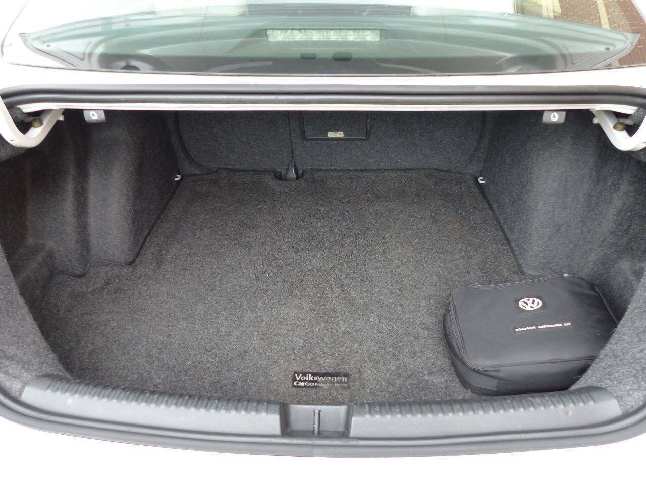 Used 2015 Volkswagen Jetta Sport FWD image 37