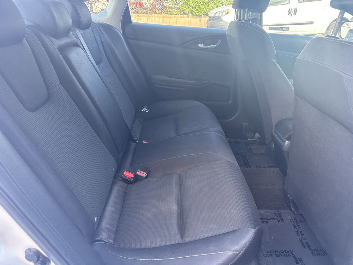 Used 2019 Honda Insight EX image 13