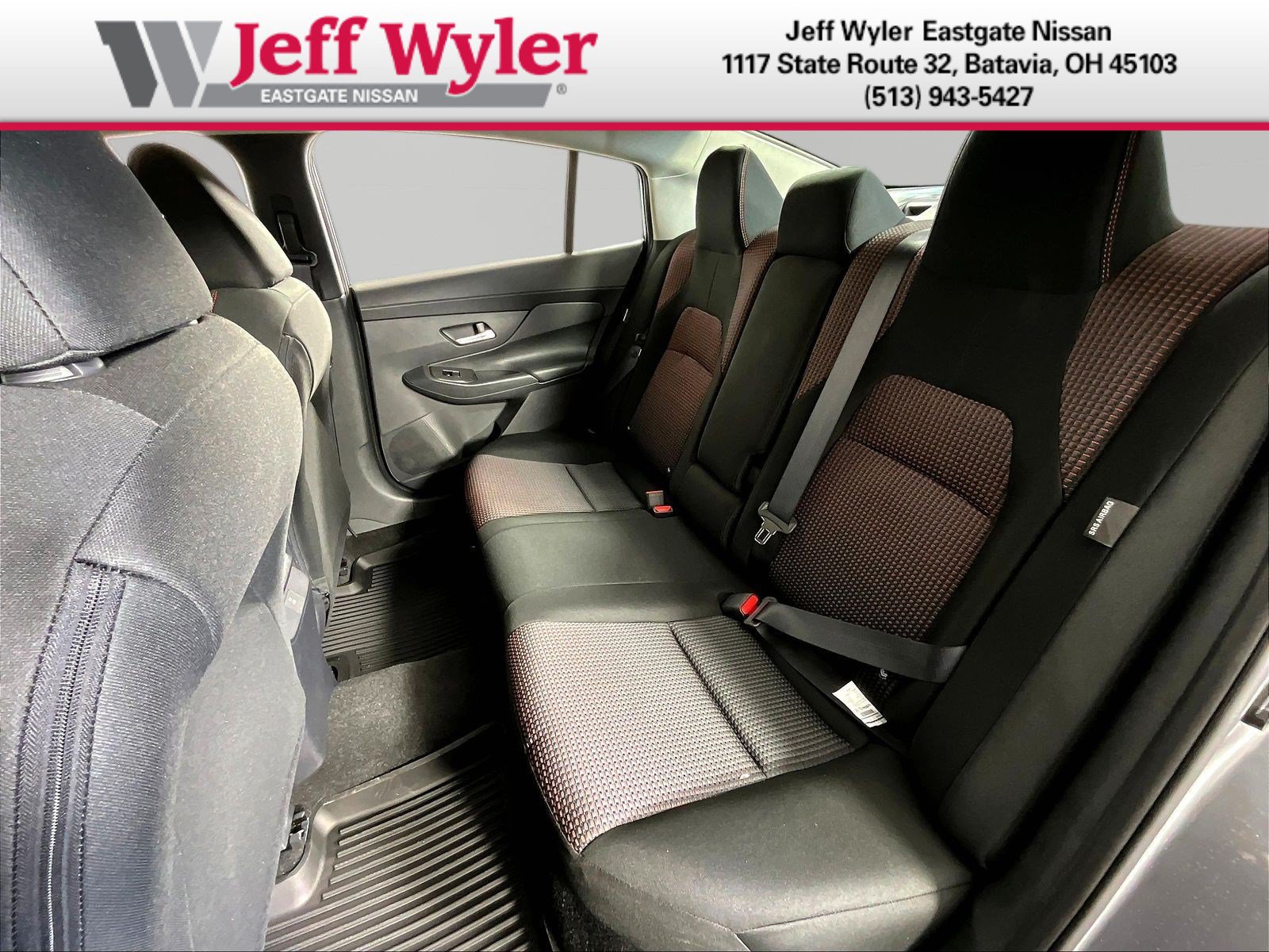 New 2026 Nissan Sentra SR w/ Floor Mat Package FWD image 17