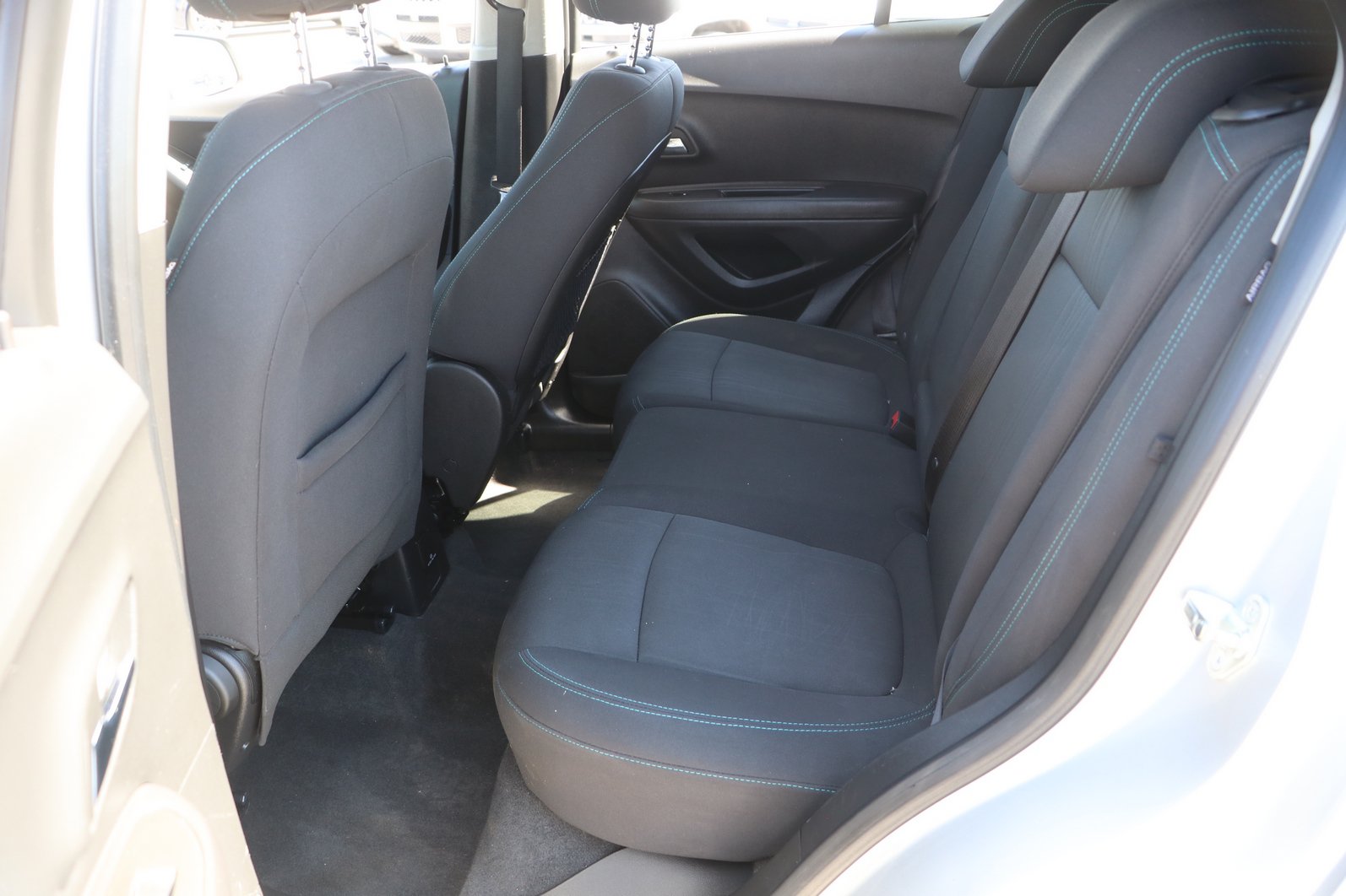 Used 2016 Chevrolet Trax LT w/ LPO, Cargo Package FWD image 26