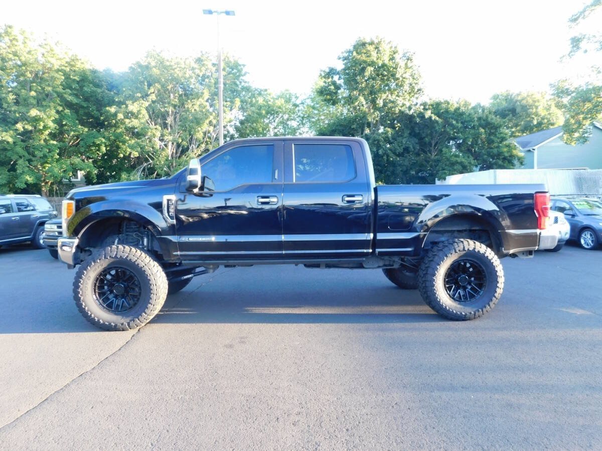 Used 2017 Ford F350 Lariat w/ Lariat Ultimate Package AWD/4WD image 23